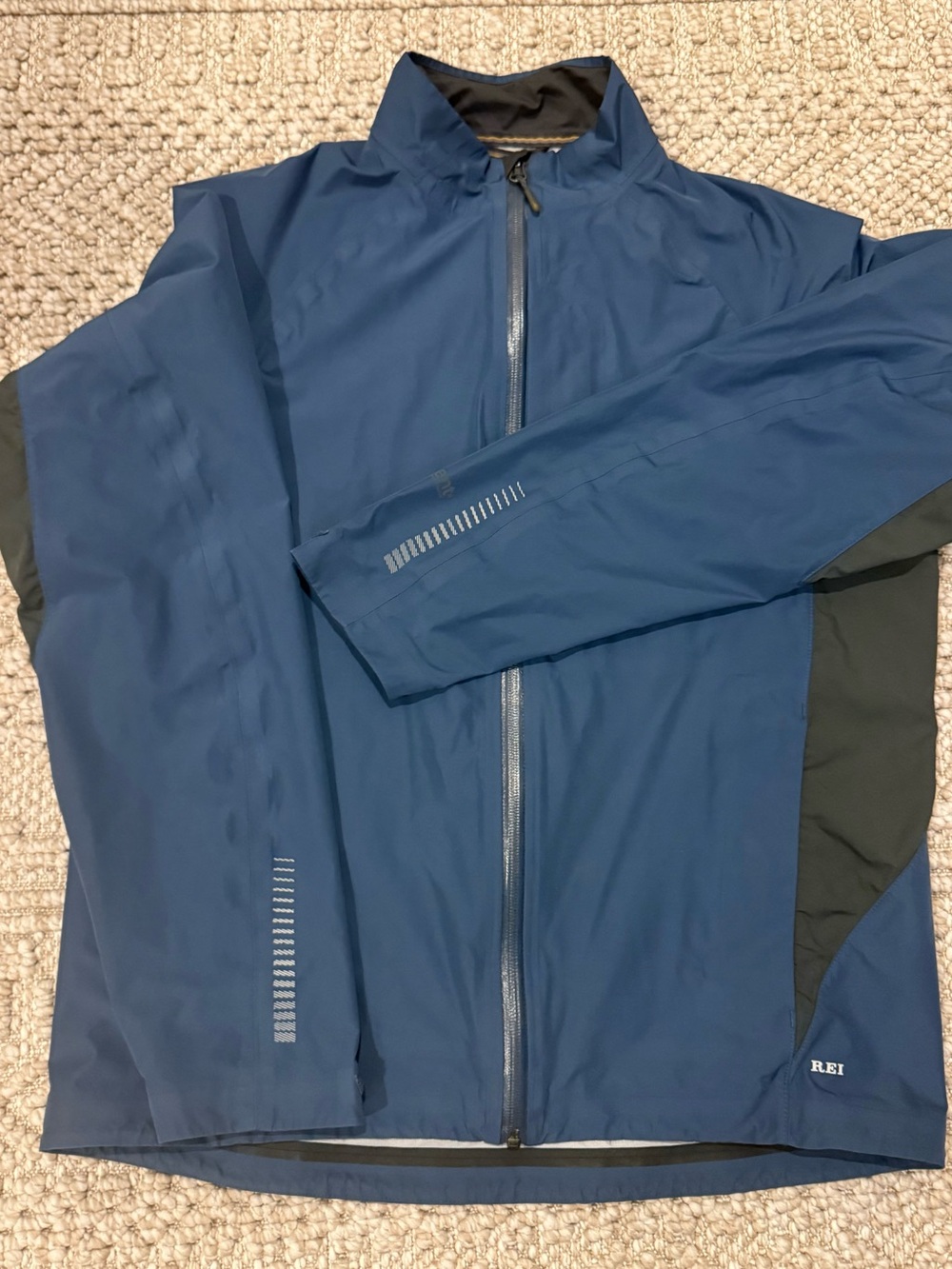 REI Men’s Navy Blue Performance Zip Wind Jacket